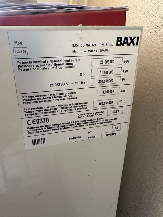 Caldeira a Gasóleo Roca BAXI Lídia 20 kW - 2021 - Excelente Estado