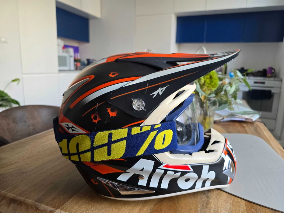 Kask Airoh Stelt M 990gr
