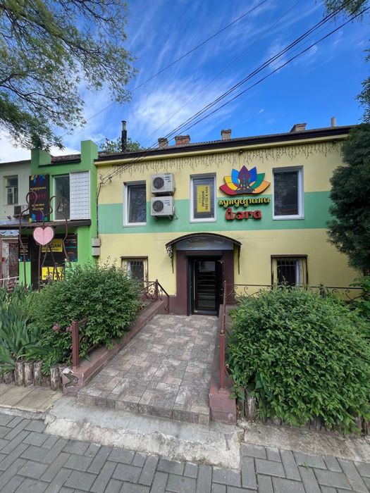 Продаю Комерческое Помещение Центр ( Мариупольская) возле  Грифеля