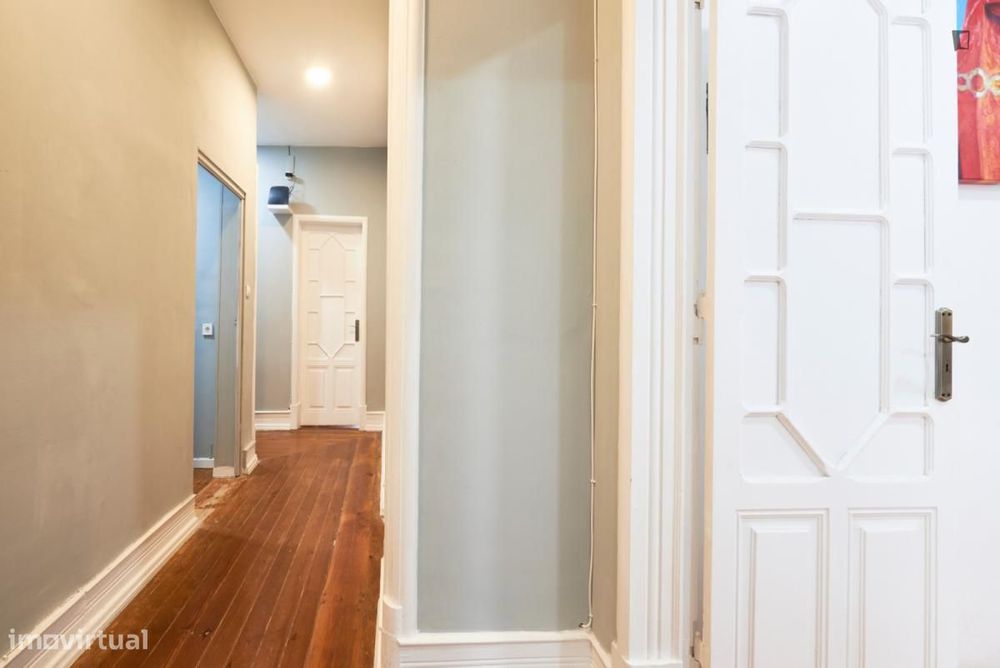 Quarto - localizado em Entrecampos Lisbon