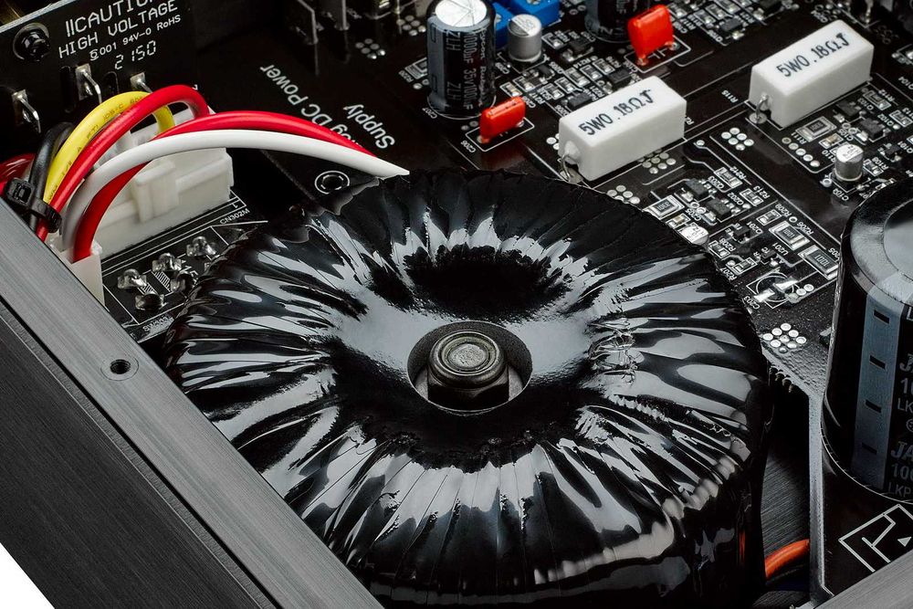 Keces P6 Zasilacz liniowy 5/7/9/12V, 12/15/19/24V 3A SKLEP