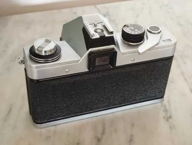 Máquina Fotográfica Praktica L