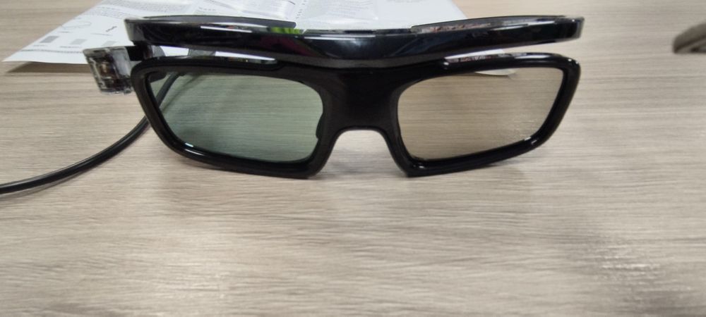 Okulary 3D używane