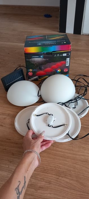 Lampki solarne kolorowe