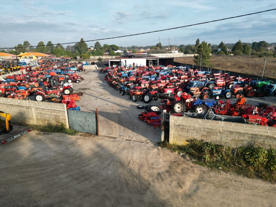 ATENÇÃO. KUBOTA +300 Stock