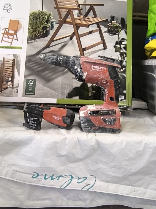 Máquina hilti sem carregador com uma bateria