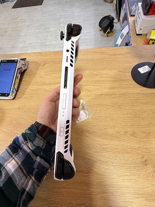 Ігрова приставка Asus Rog Ally 512Gb RC71L • Гарантія • Обмін •