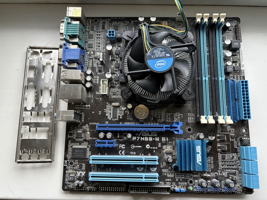 Материнська плата ASUS P7HS5-M SI s1156