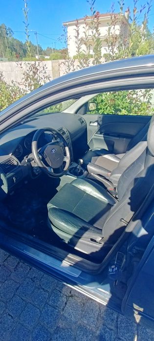 Ford Mondeo mk3 2001 — photo 3