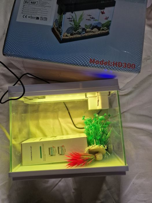 aquário de vidro HD Vehipa.