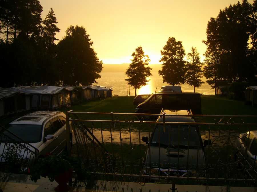 Noclegi-pokoje w Przełazach nad jeziorem NIESŁYSZ + CAMP-pole namiotow