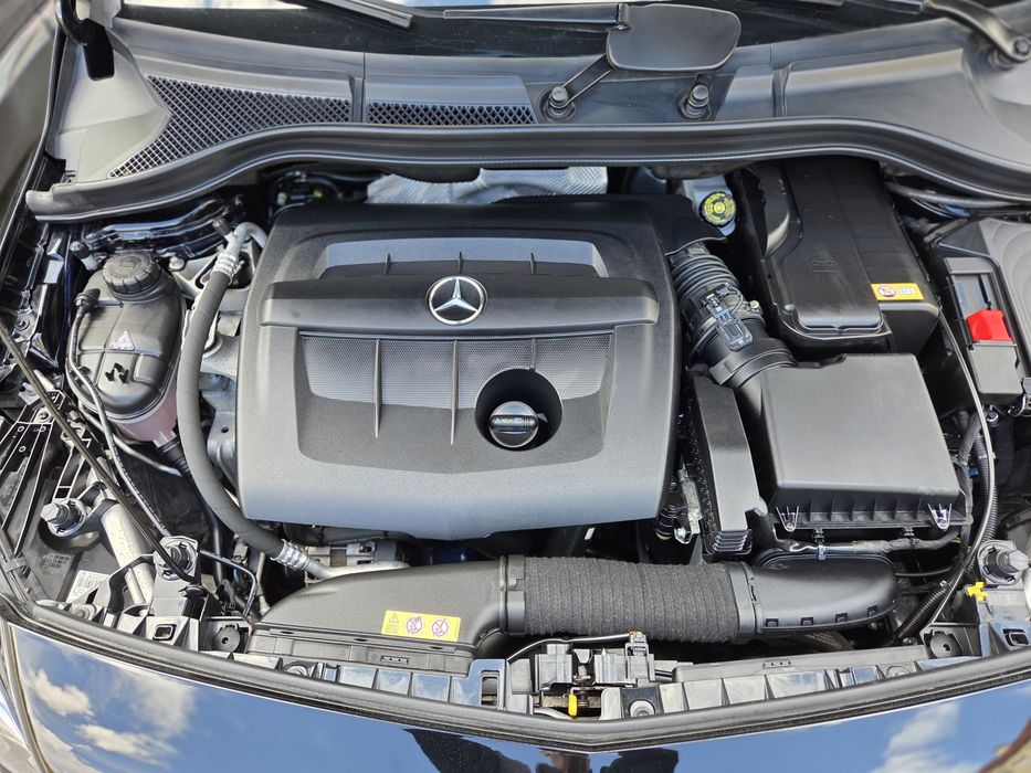 Mercedes B180 CDI ( IMPECÁVEL )