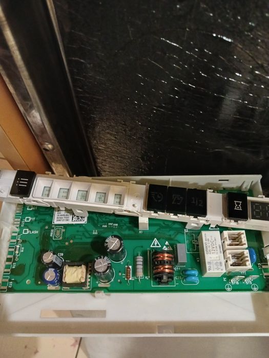 Посудомийна Гореніє на запчастини або під ремонт