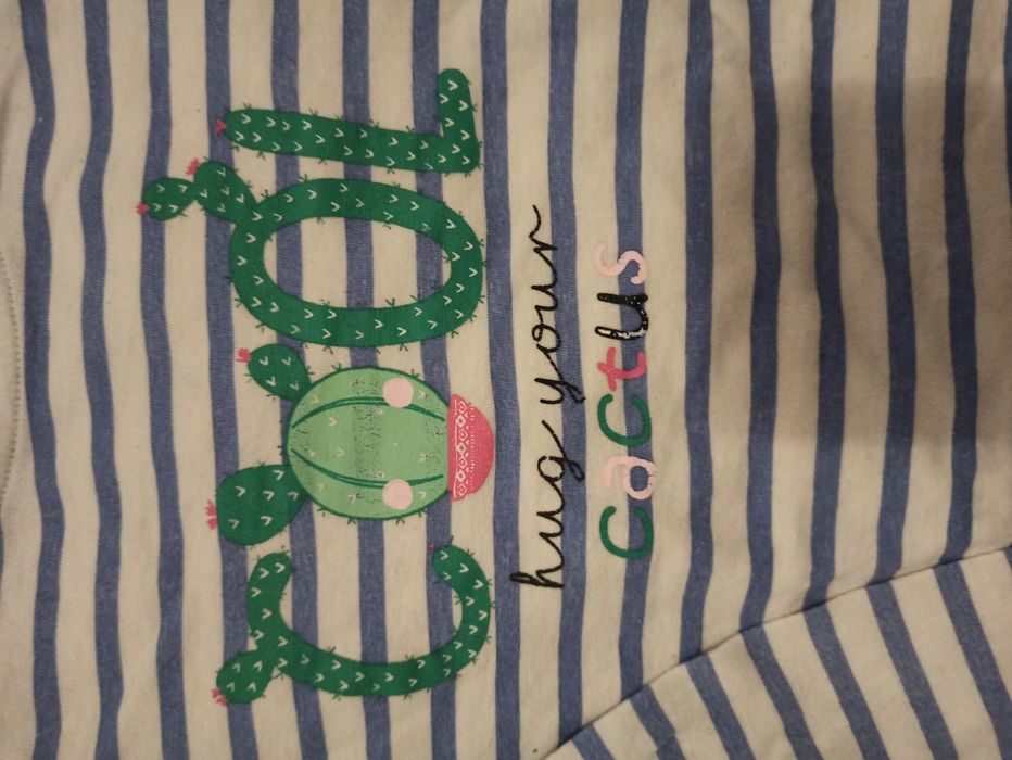 Bluzki dla blizniaczek