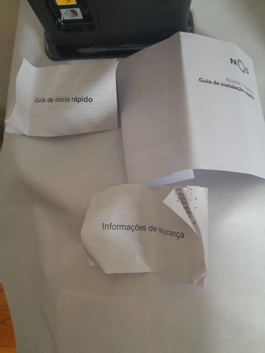 Router NOS Huawei como novo com os lacres