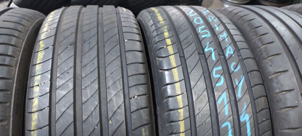 Pneus 205/45/17 semi novos