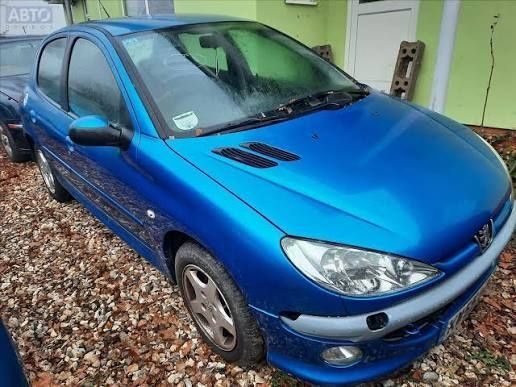 Бампер та інше пежо 206 2л. Дизель