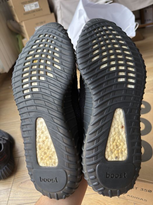 Adidas Yeezy Boost 350 V2 Dazzling Blue buty sneakersy czarne niskie 46