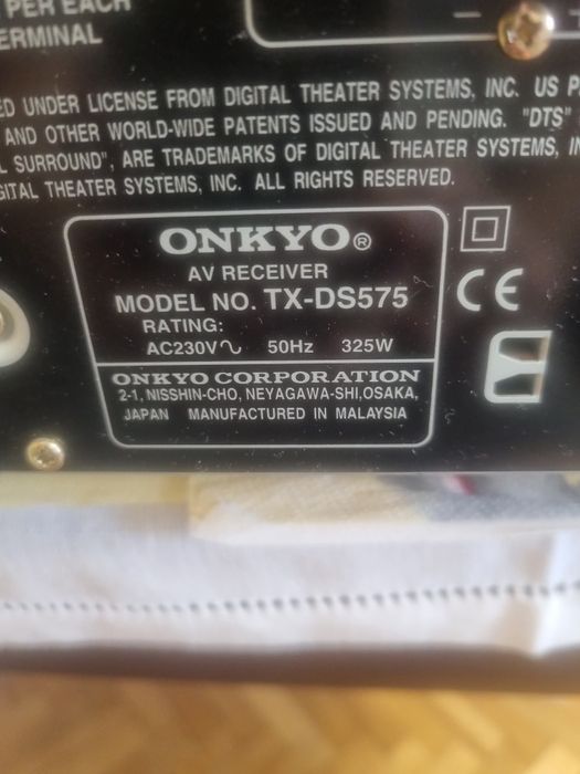 Srzedam  Onkyo widoczne na zjeciach plus kolumny