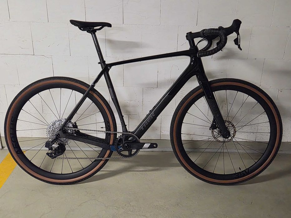 Trek Checkpoint SL 5 AXS Gen 3 + karbonowe koła Bontrager Aeolus Elite 35V