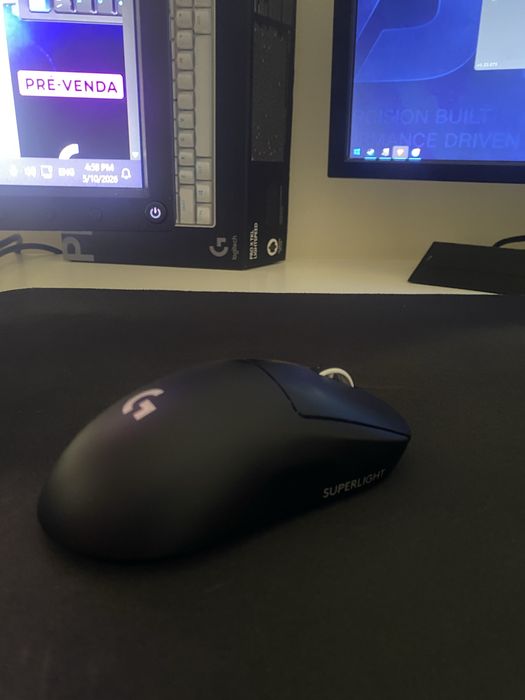 Logitech g pro superlight 2478097345348249601