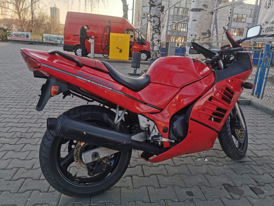 Продам Suzuki rf 400