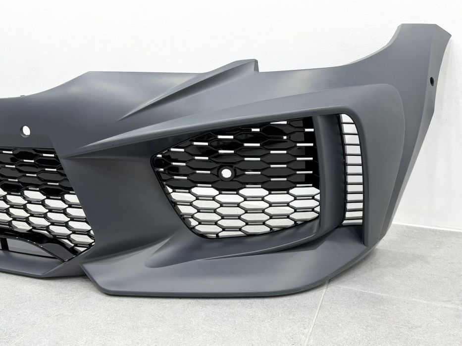 Бампер для BMW 3 series G20 G21 2018-2022 у стилі М8  Артикул:  DRC10161-26