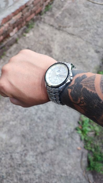Годинник Casio edifice