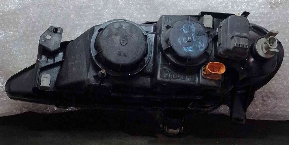 Ótica / Farol Direito 67743625 - RENAULT MEGANE I