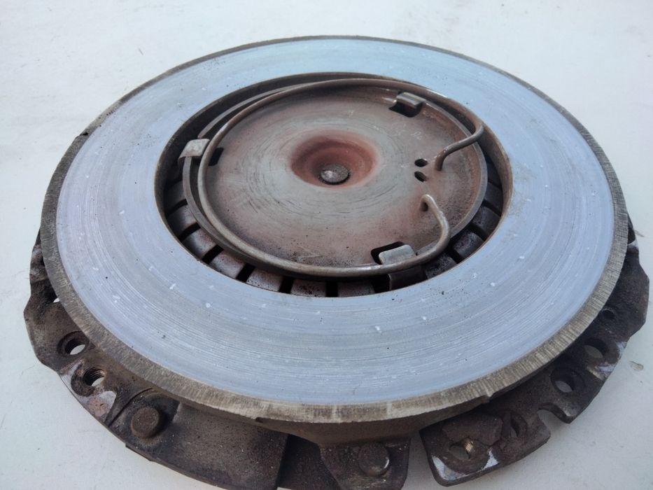 Щеплення Vw Golf 4 Bora Skoda Tour Audi A3 Seat Toledo 1.4.1.6 бензин