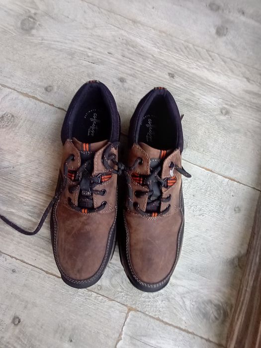Sprzedam buty Clarks 45
