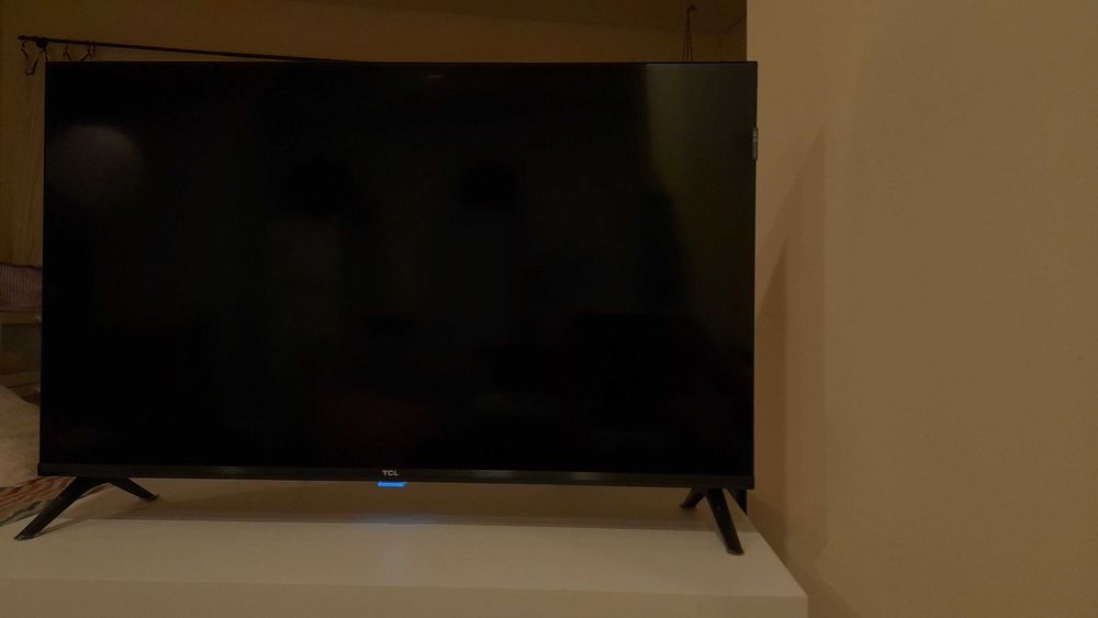 Vendo TV TCL para peças