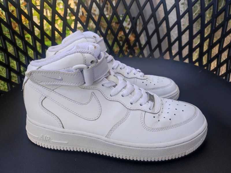 - Nike Air Force 1 Mid (GS) - Sneakersy r. 38,5