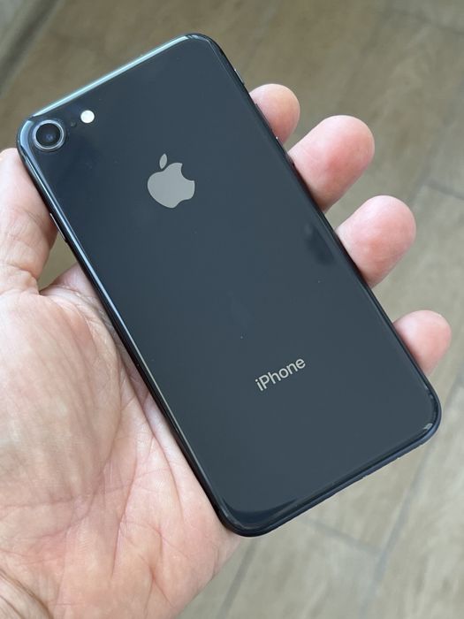 iPhone 7 в ідеальному стані