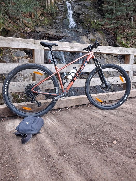 Trek Marlin 7 gen. 3 2025 pennyflake