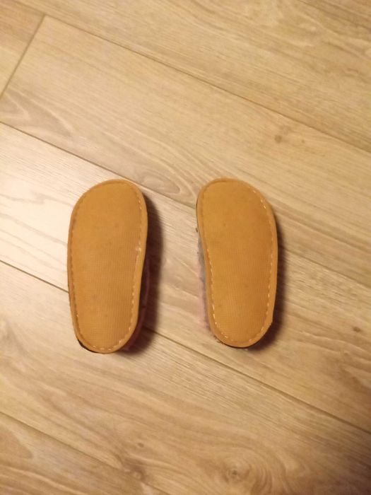 Kapcie długość wkładki 19 cm