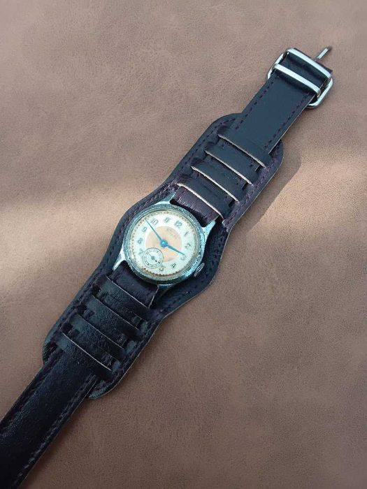 Pobieda stary sprawny zegarek