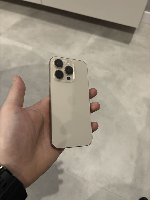 Apple iPhone 16 PRO Okazja Stan Idealny