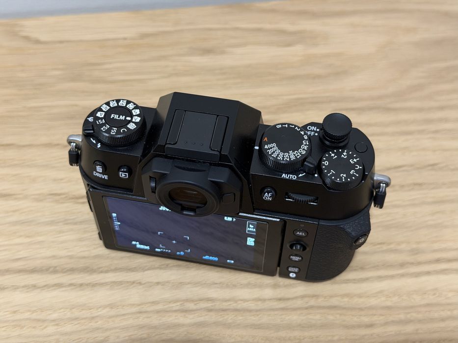 Fujifilm X-T50 + TTArtisan AF 27mm F2.8 + 2 Baterias Extra | Como Nova