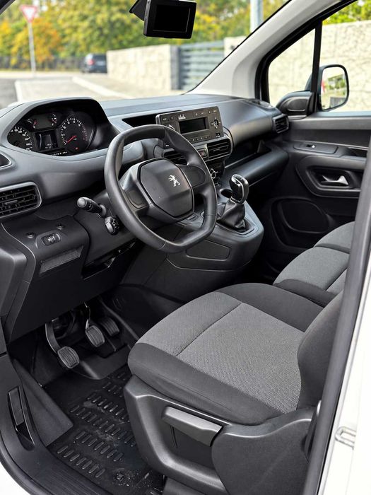 Peugeot Partner 1.5 BlueHDi 100cv | 2019 | 145.000 km | 3 lugares