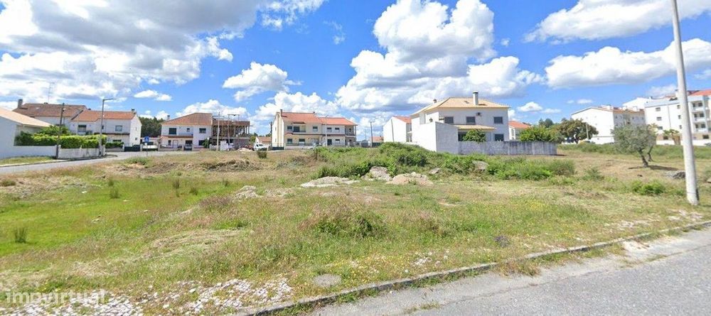 Oportunidade de Construção em Alcains: Terreno Urbano de 535m²