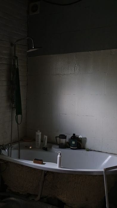 Оренда виробничих будівель 520 кв.м. теритрії 0,6 г