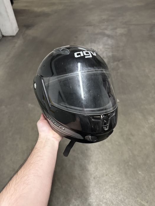 Capacete AGV modular antigo (tamanho M)