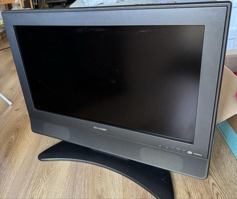 Telewizor Sharp LC-26SA1E + dekoder dvbt