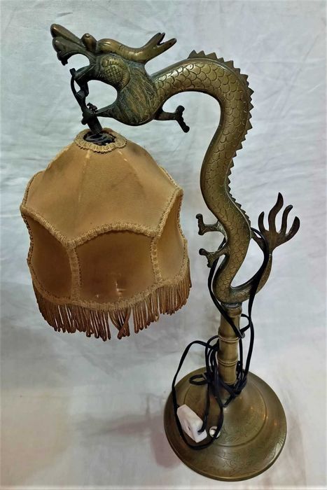 Candeeiro Mesa Chinês Dragão