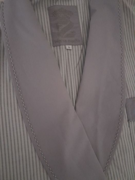 Robe " Pierre Cardin."