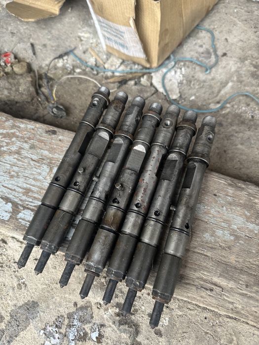 Форсунки ауді 2.5 тді  ціна за штуку