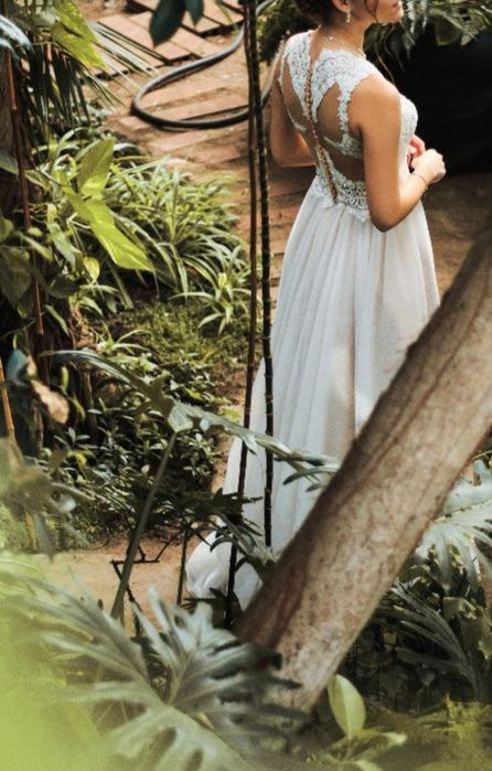 Свадебное платье / по Днепру - встреча, по Украине - почтой