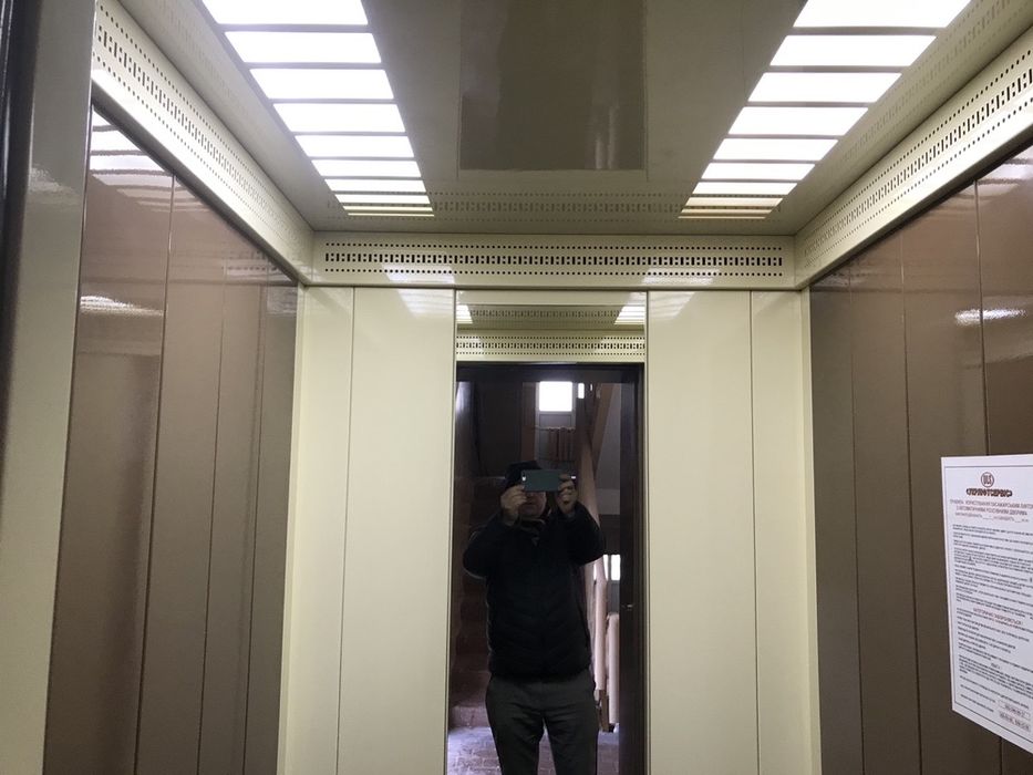 Киев Посут 1 к кв Киев 700 пр Лобанов Амосова  ЖД вокзал НАДіЯ клиника