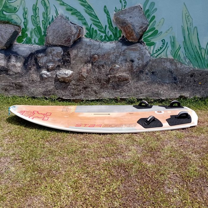Prancha de windsurf Starboard 155 L